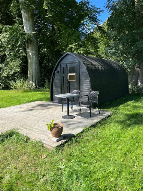 Small forest cabin with beautiful views. - Image 1