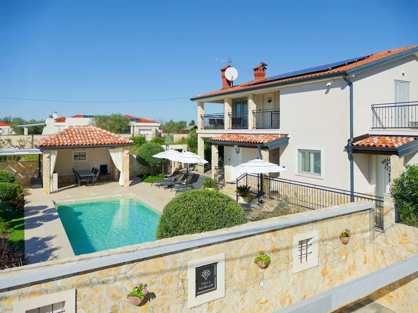 Villa Morgan - 10 Personen, 4 Schlafzimmer, 3 Badezimmer, Grillen, Privater Pool - Image 1