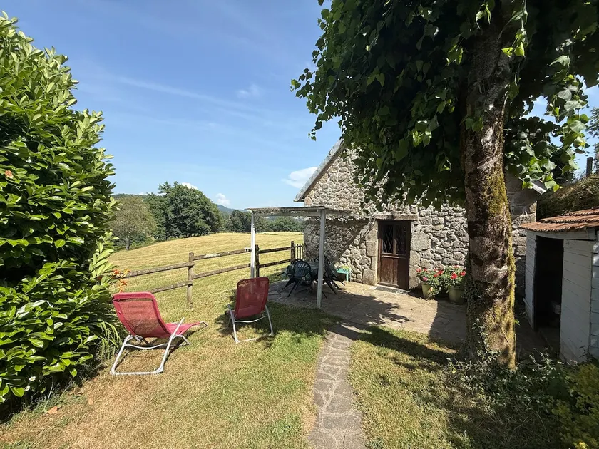 Charming cottage in the countryside - Image 1