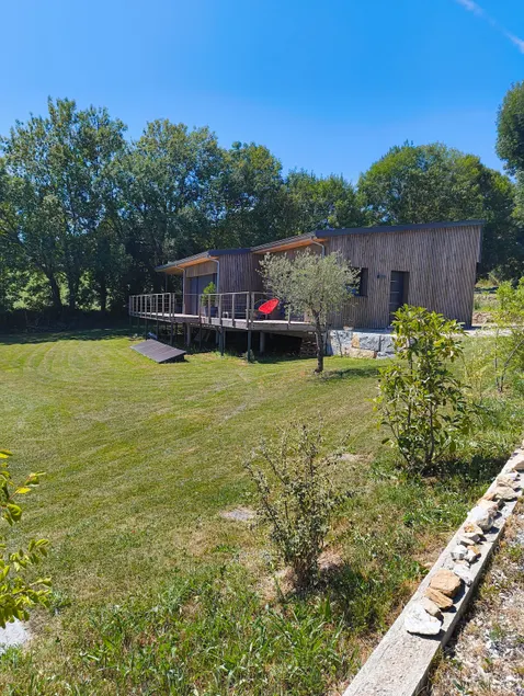 Wooden house near Rodez - Image 1