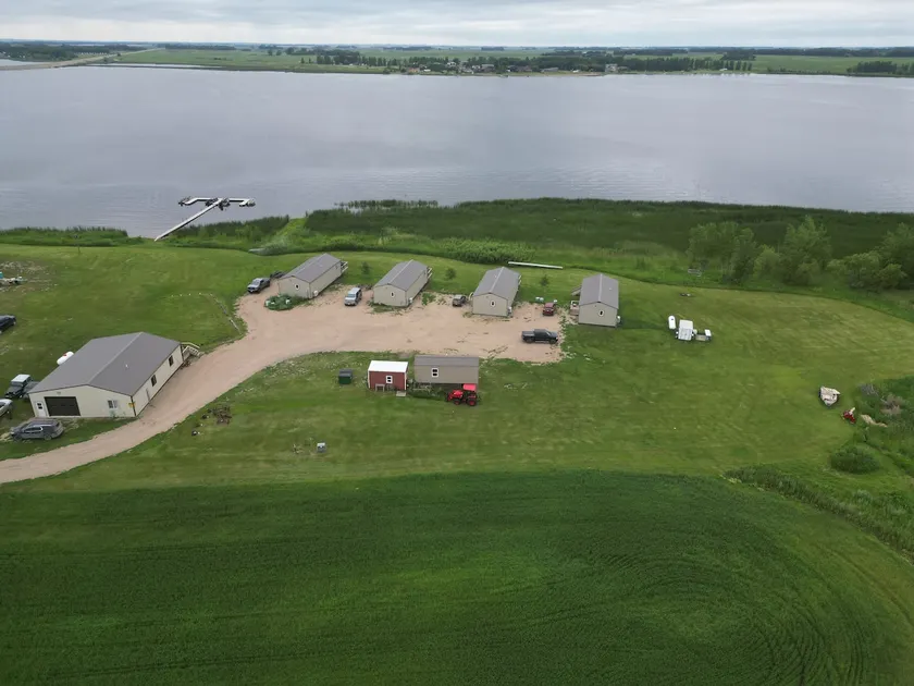 6 Mile Lodge - Image 1