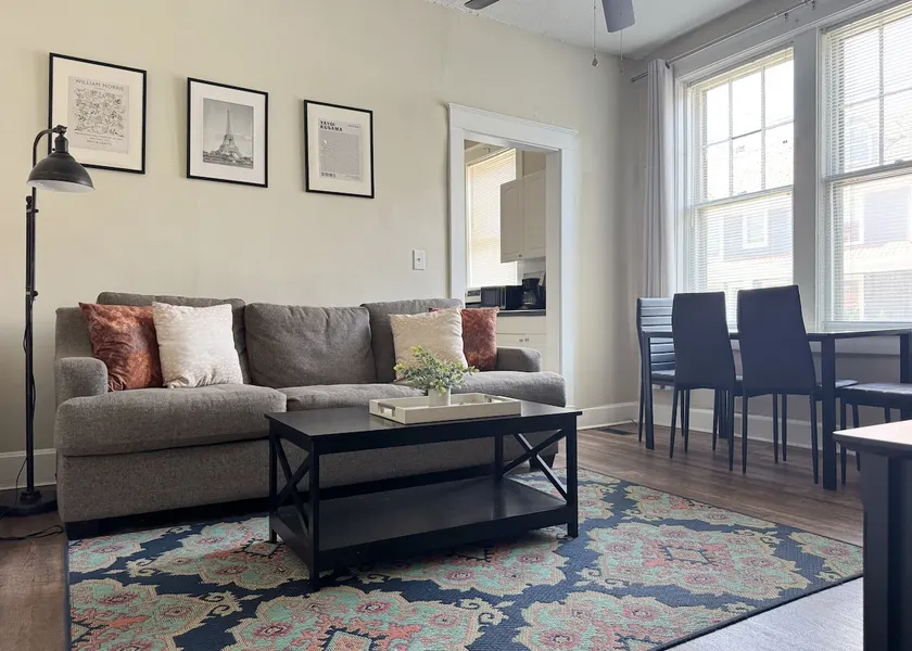 The Harrison C | KING 1BD/1BA Apt near Riverfront - Image 1