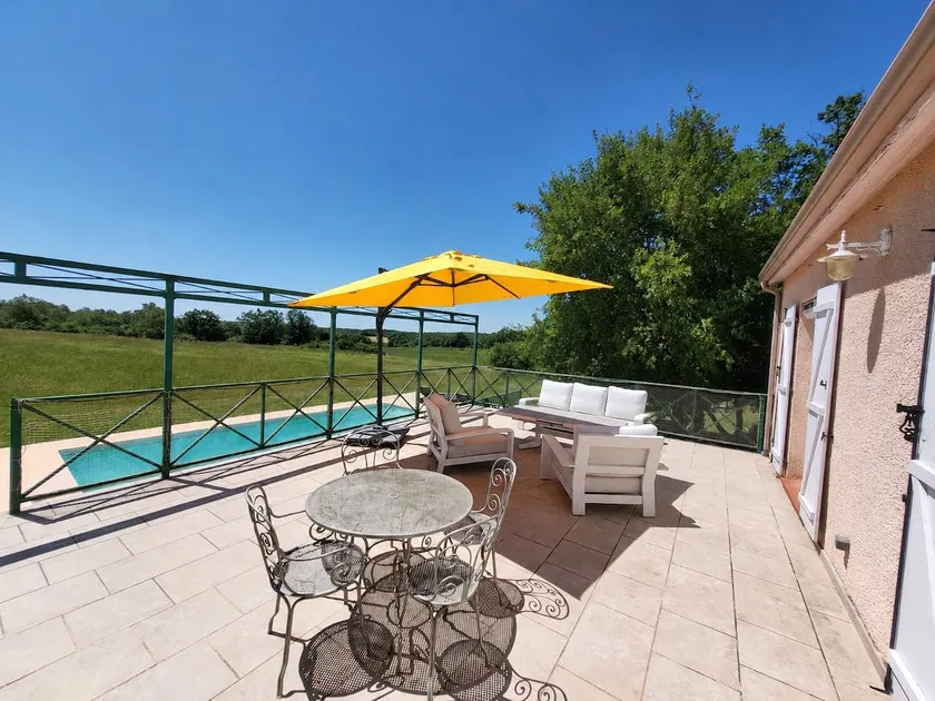 Pool house in Saint-Antonin-Noble-Val - Image 1