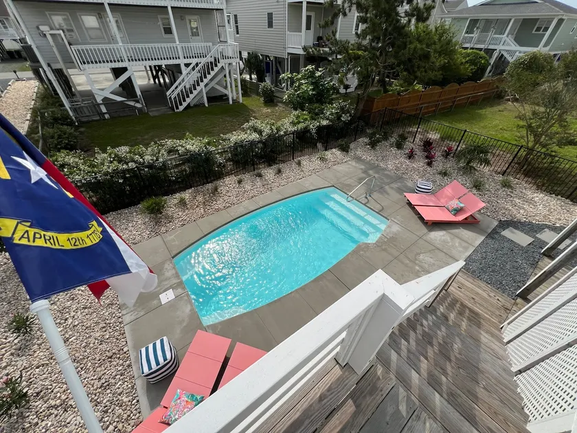 Lil Sunshine - w/Heated Pool - Image 1