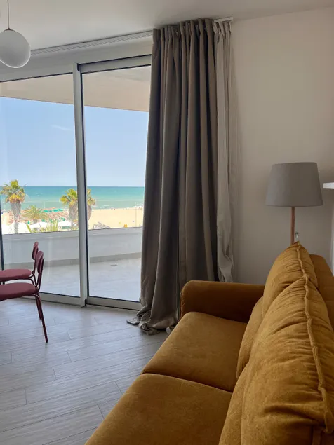 Extraordinary Sea View - Image 1