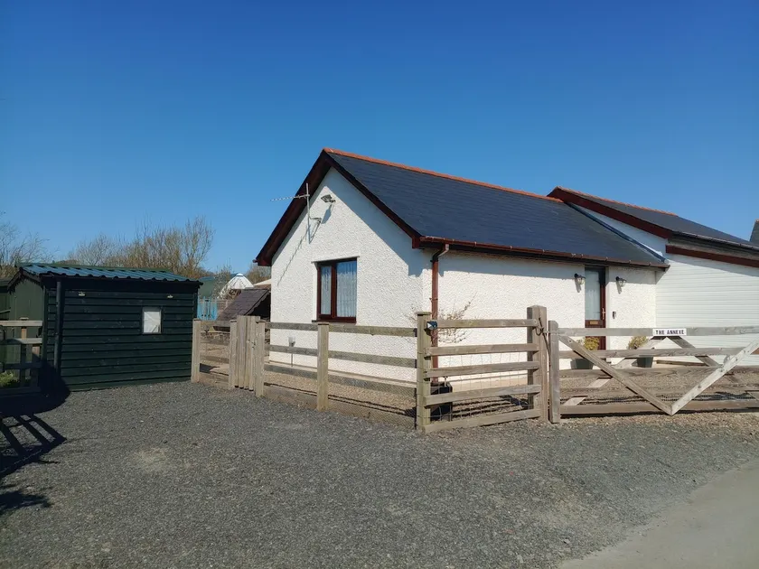 Yr Annex Murmur Y Nant - Image 1