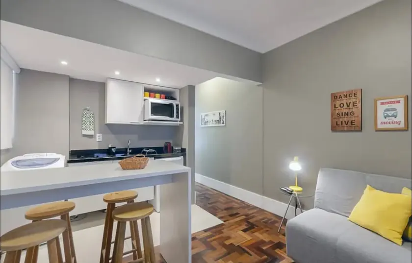 Functional and modern apartment in Poa - Image 1