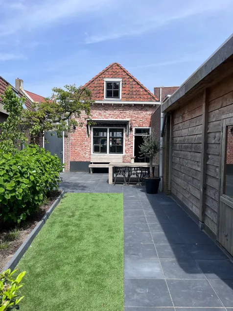 Spacious apartment in the center of Yerseke - Image 1