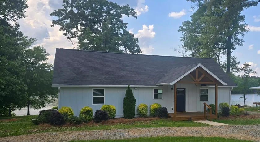 Scenic Hideaway at Lake Sinclair - Image 1
