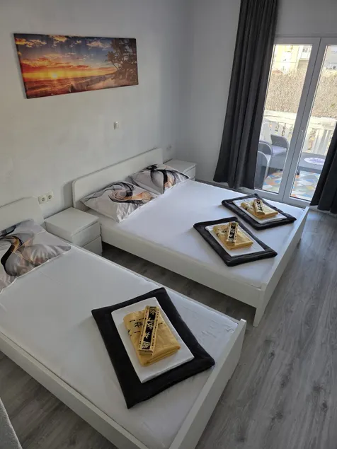 Room 6 - Image 1