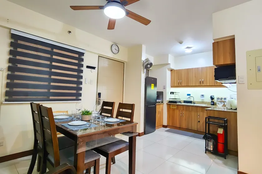 Modern 2BR Condo | Fully Airconditioned w/ Parking - Image 1
