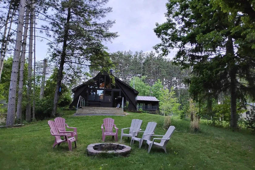 The River Cabin - Image 1