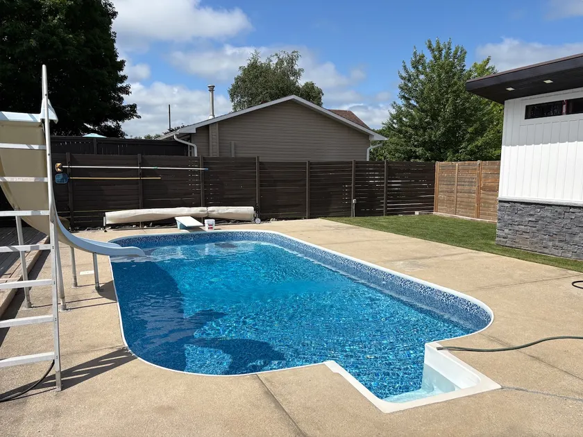 Modern Bright Home w/3bed 2bath - Image 1
