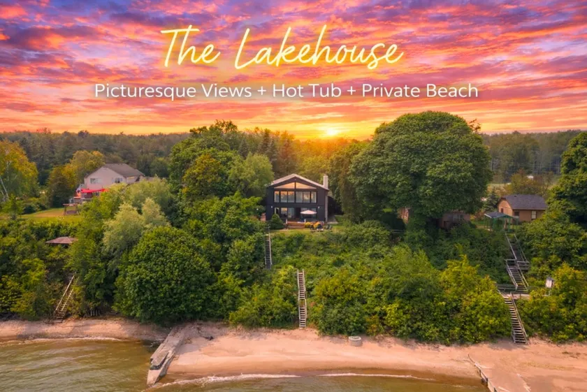 Blue Water Beach House! Amazing Beach, sleeps 20! - Image 1