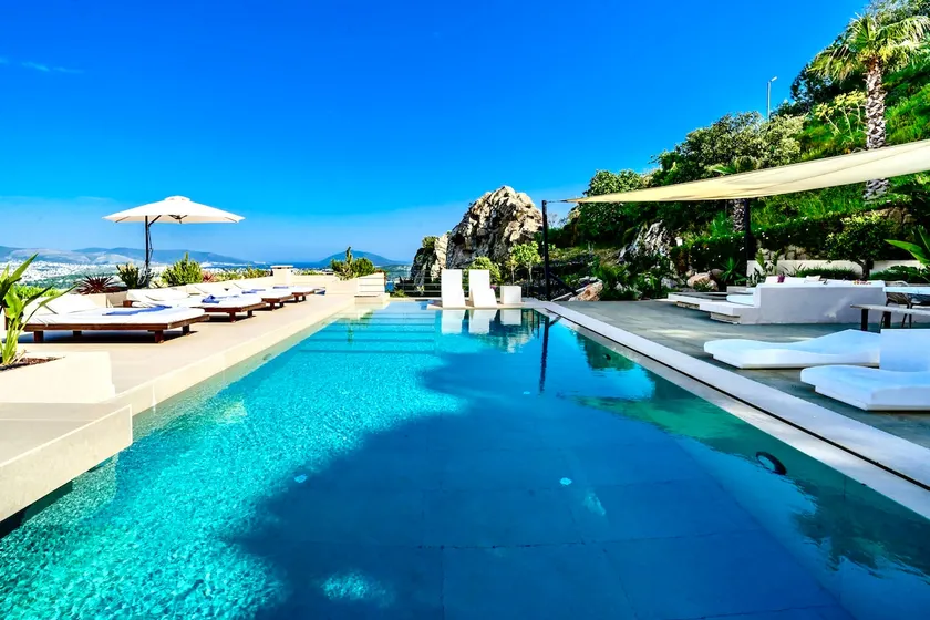 Luxury Mansion views, conciërge, incl breakfast - Image 1