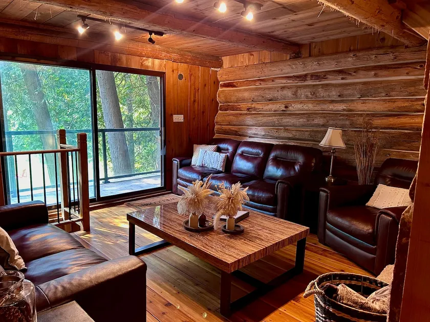 John Wayne Cedar Oasis - Image 1