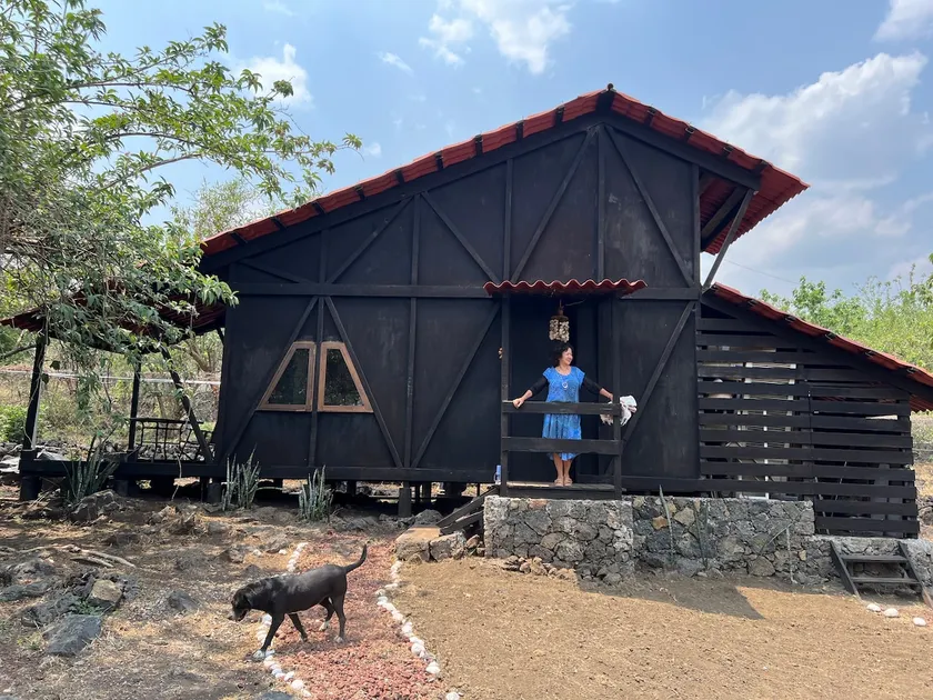 Tepoztlán wood Cabin: Your Natural Escape - Image 1