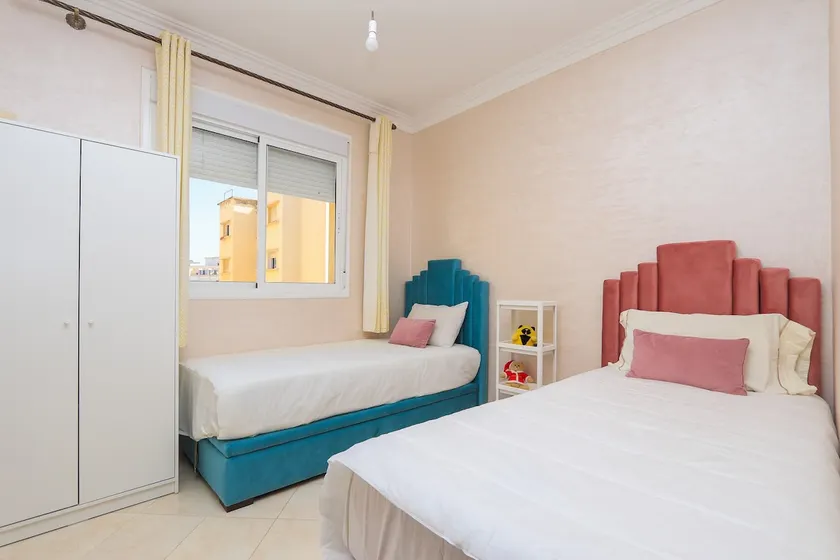Secure, quiet apartment - Image 1