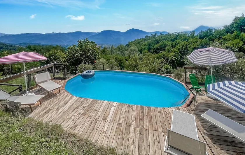 Beautiful home in Barga - Image 1