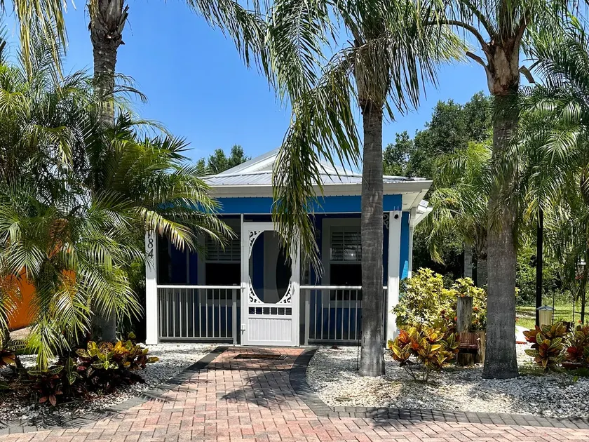 Cozy Oasis Charming 1 Bedroom Casita - Image 1