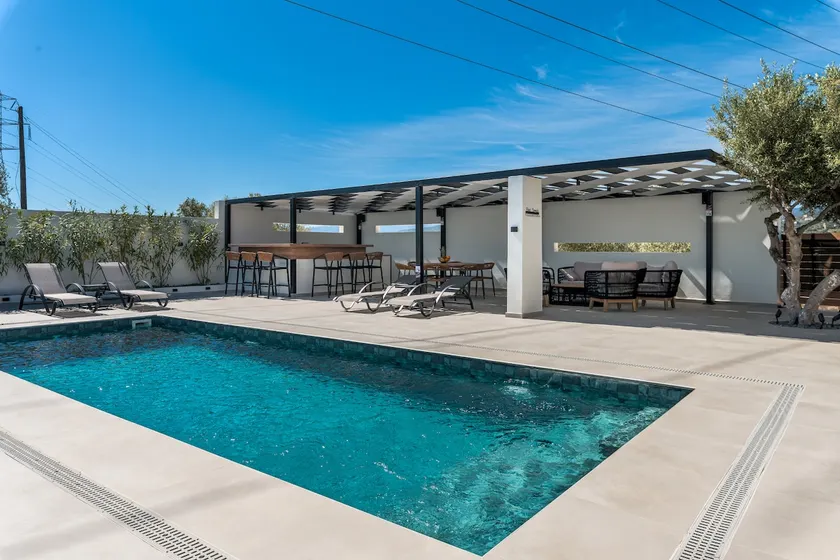 Ria Oasis Residence - Image 1