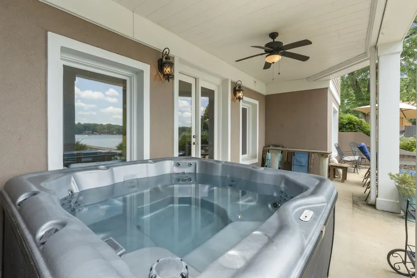 Norman Keys by SoCharm | Big Lake Views - Image 1