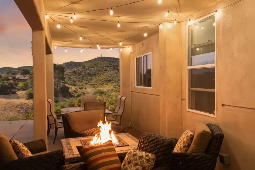 Mountain-Top Retreat W/Private Sunset Patio, Views - Image 1