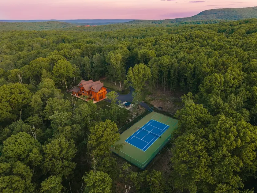 Log House w Pool, Tennis Court, Sauna - Camelback - Image 1