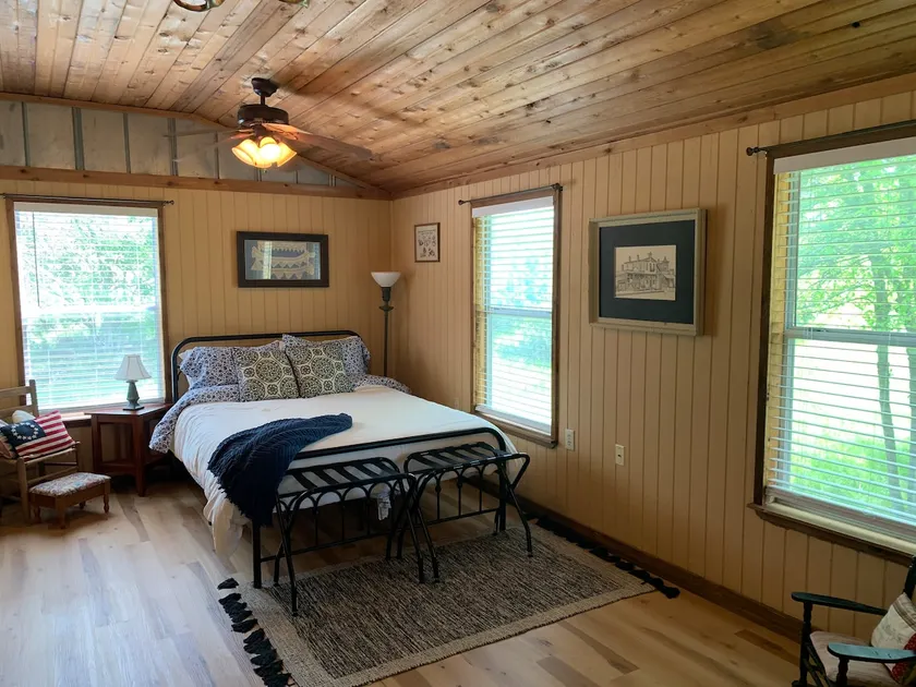 Cozy hut - Image 1