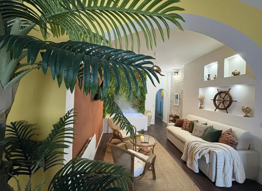 Cartagena de Indias 4* private jacuzzi & courtyard - Image 1