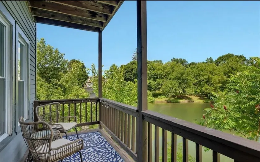 Cozy Apartment with River Views in Greenwich, NY - Image 1