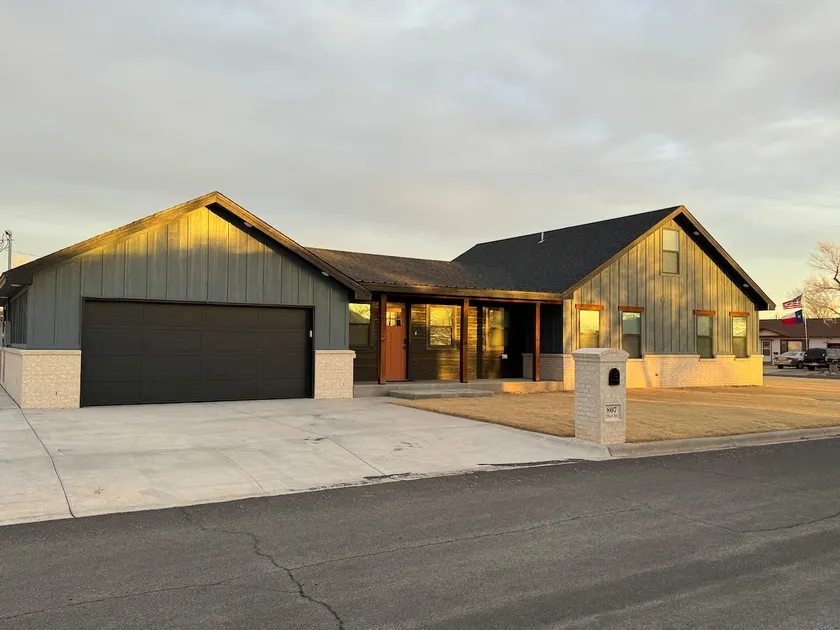 Luxury Retreat Near Palo Duro Canyon and WTAMU - Image 1