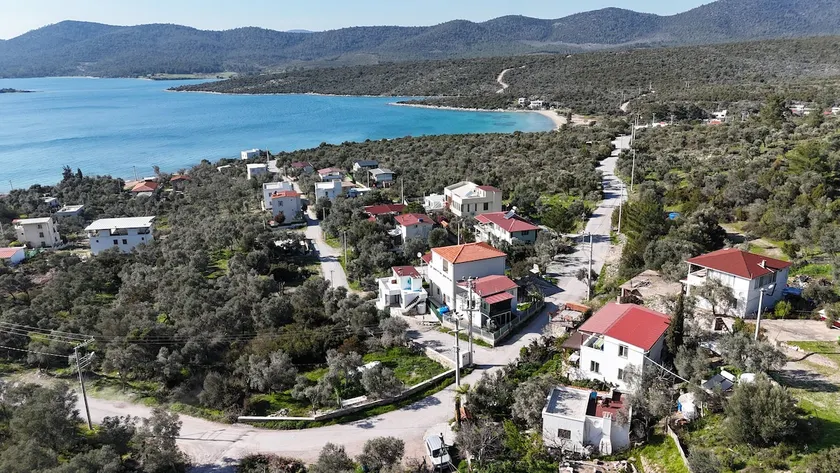 Aegean House with Authentic Garden at Walking Distance to the Beach - Image 1