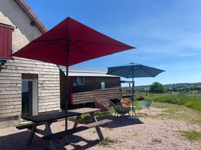 Gîte rural insolite Les Tains - Image 1