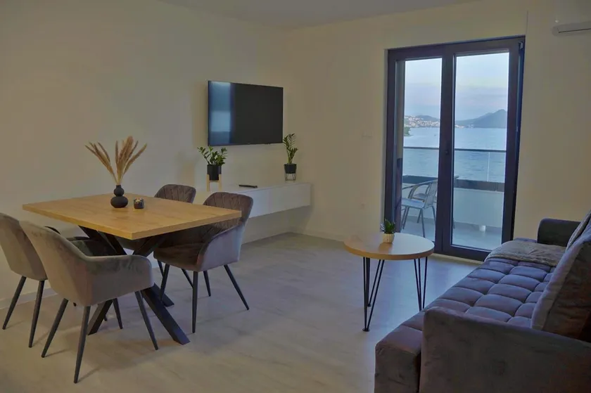 Villa Mangata- Apartment 104 - Image 1