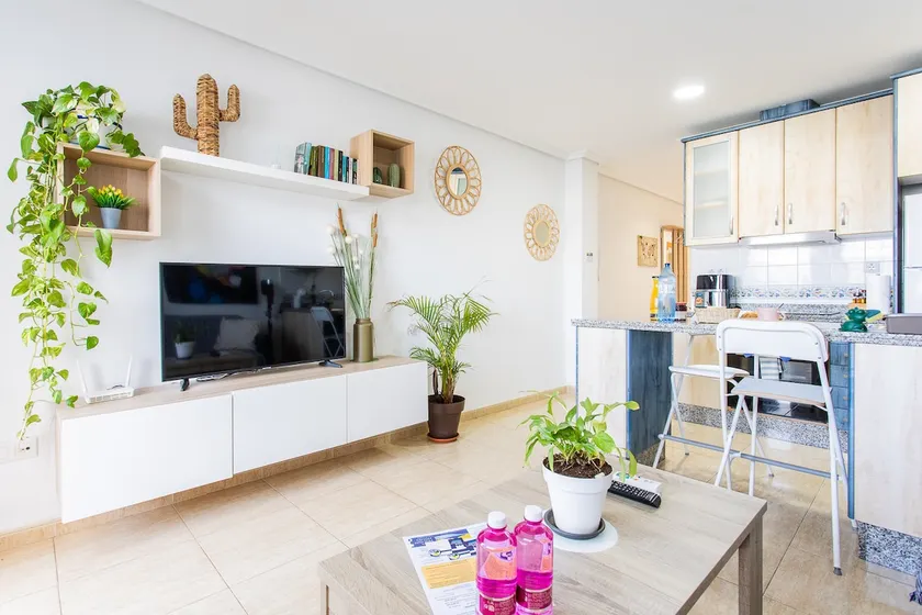 Working Nomad’s Oasis! Piso Bubi (HHH) - Image 1