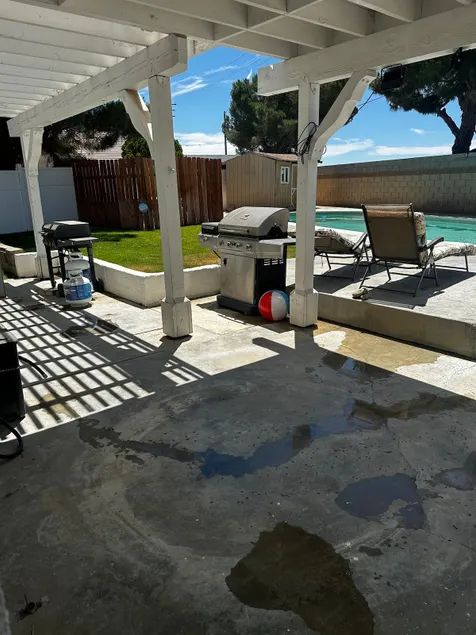 Family Pool Retreat. Basketball. Laundry room. - Image 1