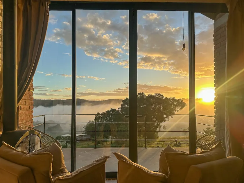 Jasmim Cabin • Sunrise over the Serra Gaúcha - Image 1