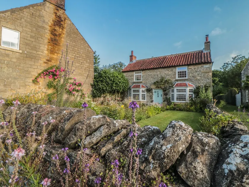 Bute Cottage - Image 1
