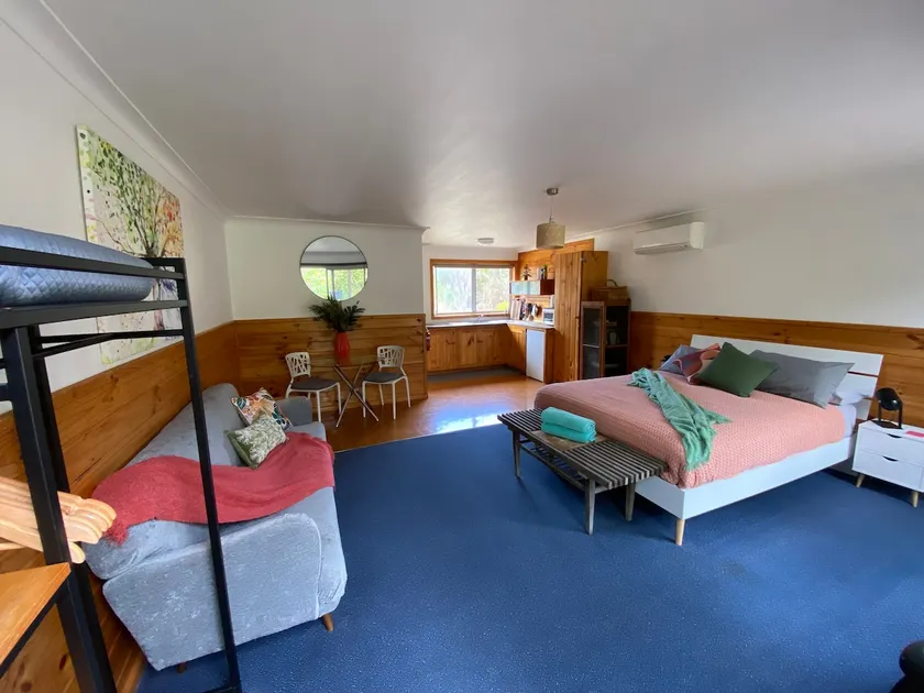 Clifton Beach Lodge: 5 Rivernook - studio - Image 1