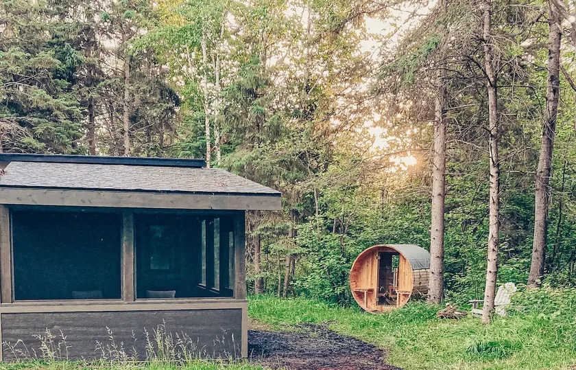 Romantic Forest Cabin, Sauna, Trail to Beach - Image 1