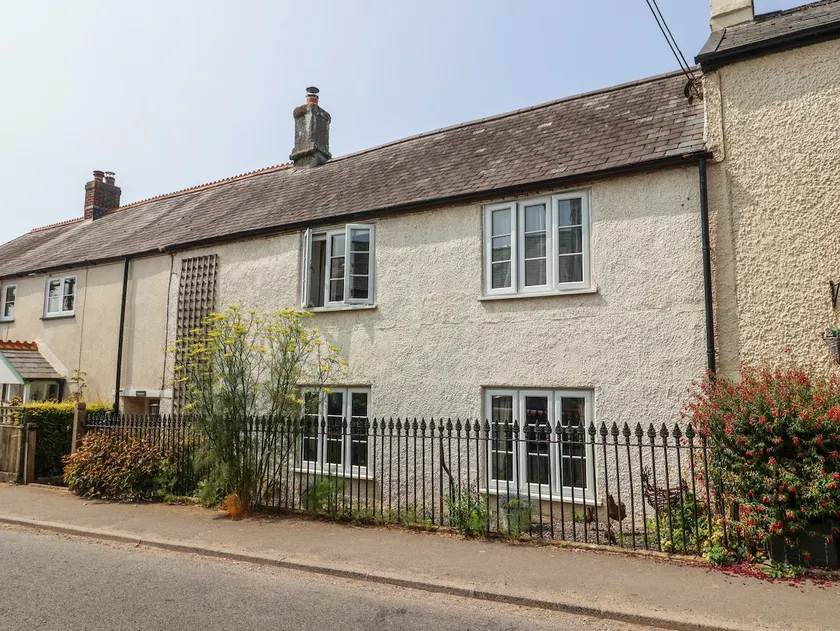 Church Farmhouse - Image 1