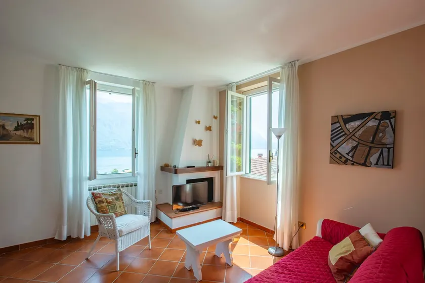 Bellagio, lake view, private parking in the center - Image 1