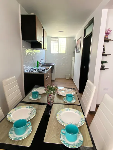 Studio apartment close to downtown - Image 1