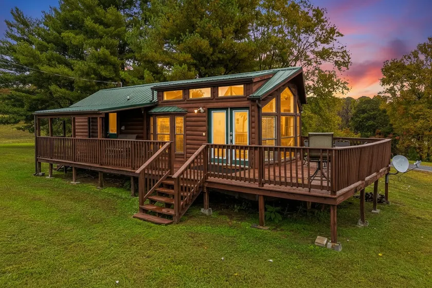 Tiny Cabin at Cherokee Lake! Cozy Get-A-Way! - Image 1
