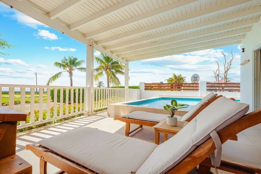 Secluded Beachfront Gem ~ Pool ~ Patio ~ View ~BBQ - Image 1