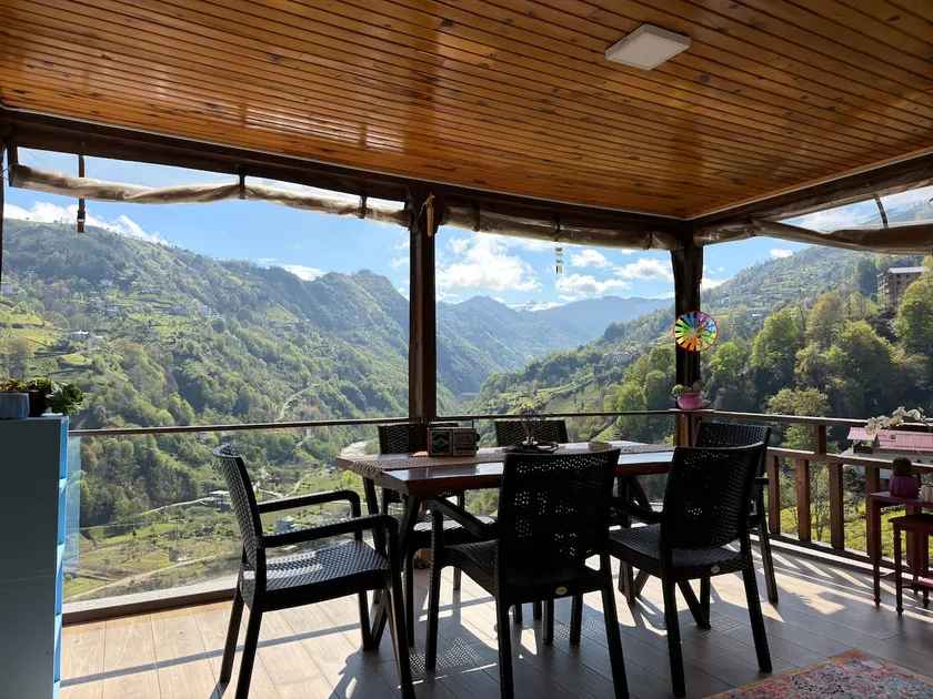 Mansion with the Most Beautiful View of the Valley - Image 1