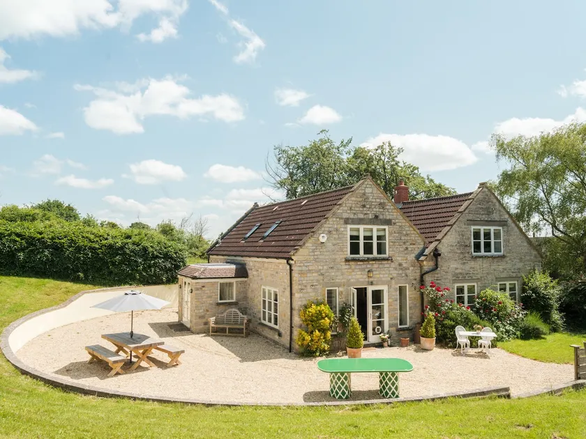 Vine Cottage - Image 1