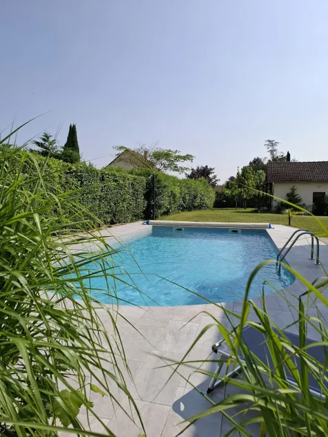 Accommodation with pool near A6 and Chalon-sur-Saône - Image 1