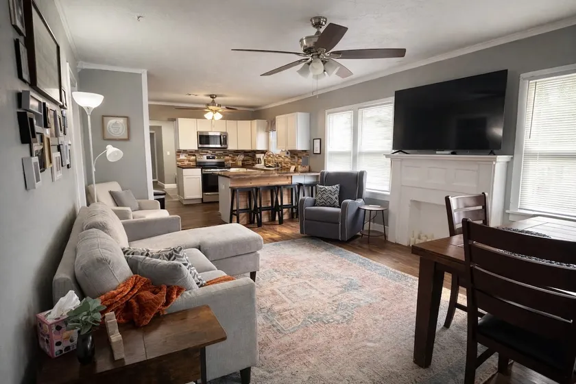 Comfortable & Spacious Home Near OSU - Image 1